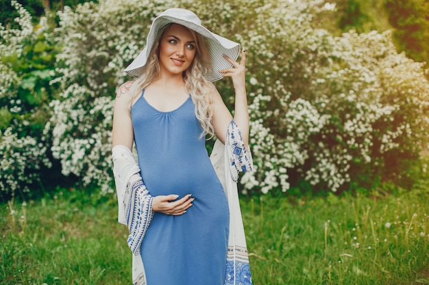 Online Maternity Shopping